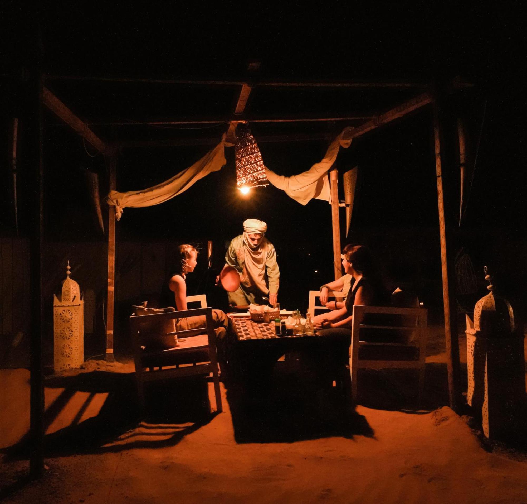 Horaz Merzouga Camp Exterior foto